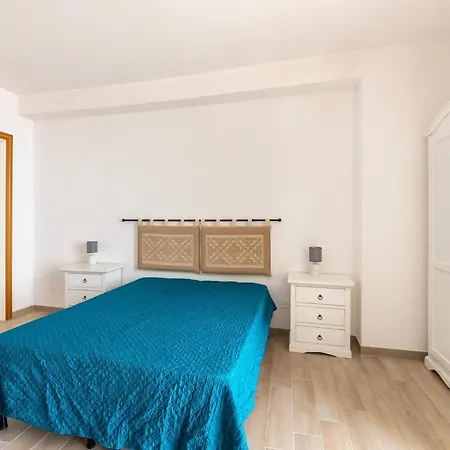 Aria Condizionata E Terrazza Vista Mare Кастельсардо