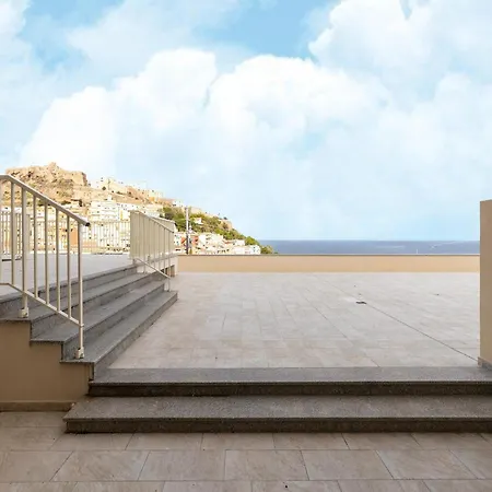 Aria Condizionata E Terrazza Vista Mare Апартаменты