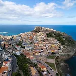 Aria Condizionata E Terrazza Vista Mare شقة